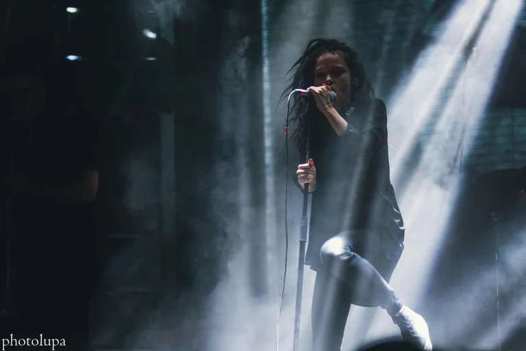 Nuki on stage, Stereo Hall, Moscow, 4 December 2016 — photo 2 of 12