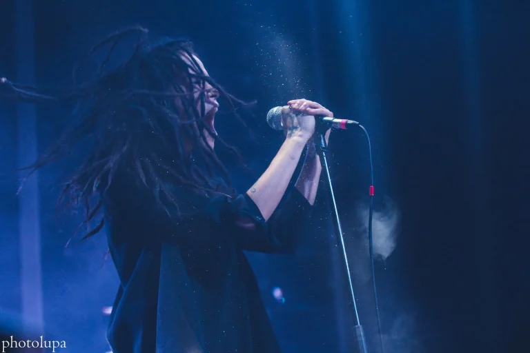 Nuki on stage, Stereo Hall, Moscow, 4 December 2016 — photo 8 of 12