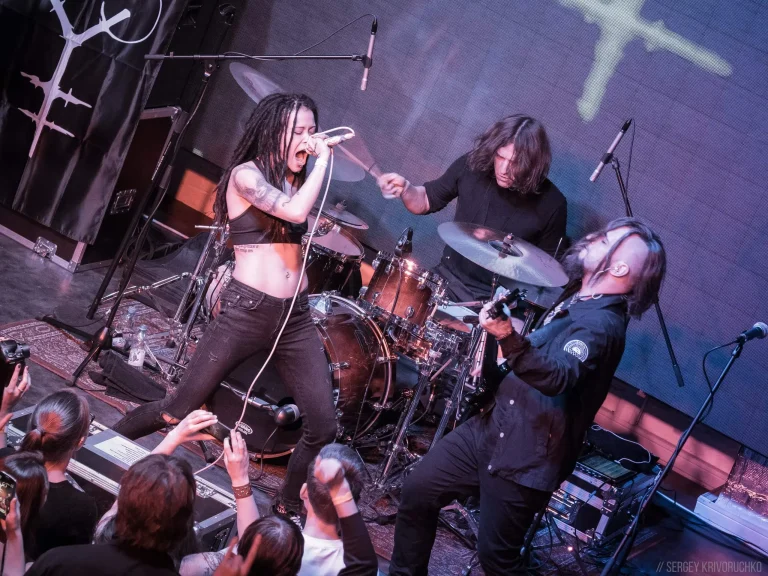 Nuki on stage, Milo, Nizhny Novgorod, 1 December 2017 — photo 1 of 12