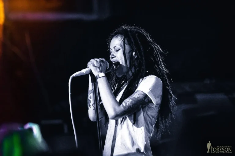 Nuki on stage, OZZ, Chelyabinsk, 7 April 2018 — photo 11 of 12