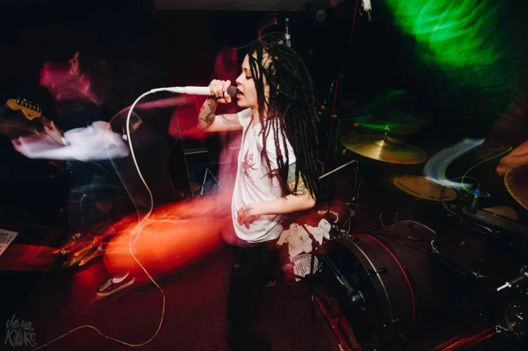 Нуки на сцене, Yes Rock Club, Тюмень, 8 апреля 2018 — фото 6 из 8