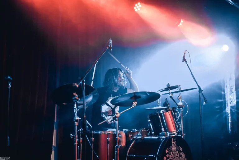 Nuki on stage, 16 tonn, Moscow, 7 June 2018 — photo 11 of 12