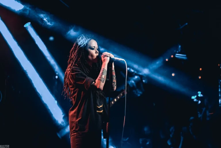 Nuki on stage, 16 tonn, Moscow, 7 June 2018 — photo 12 of 12