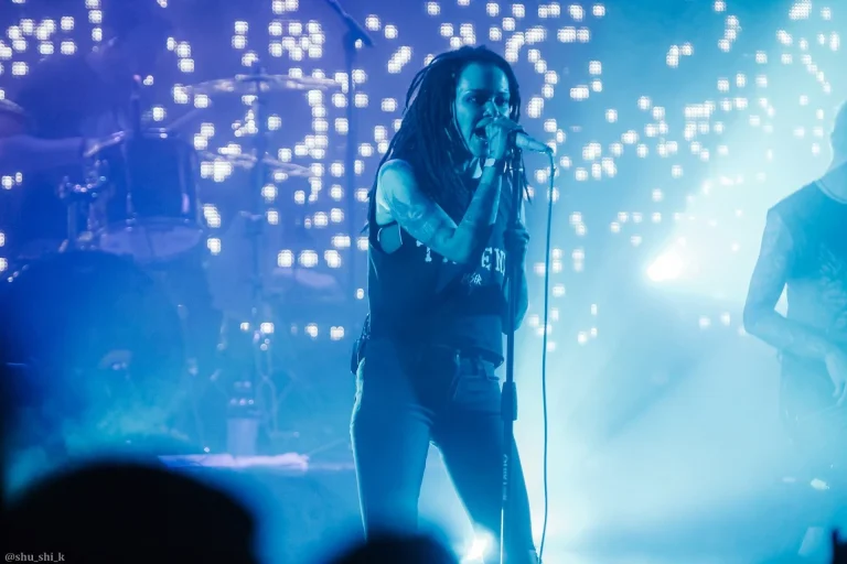 Nuki on stage, Avrora, Saint Petersburg, 27 February 2020 — photo 3 of 12