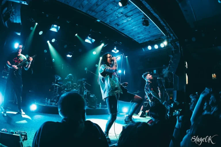 Nuki on stage, Sherwood Pub, Mytishchi, 12 March 2022 — photo 3 of 12