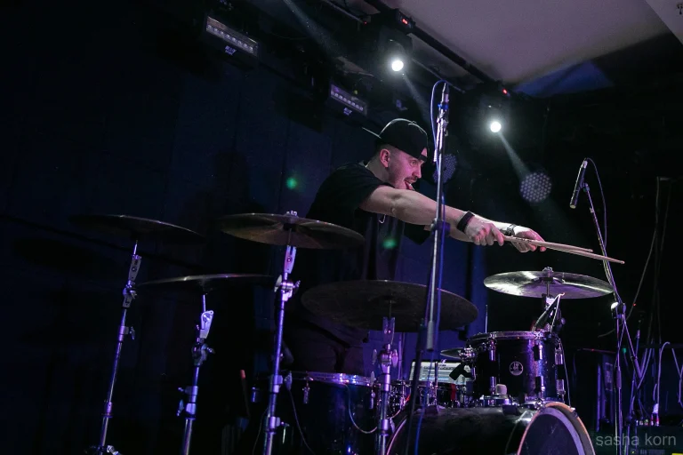 Nuki on stage, Svoboda Event Hall, Ryazan, 11 March 2023 — photo 7 of 12