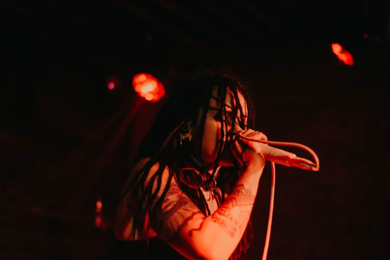 Nuki on stage, Club Ts, Yekaterinburg, 25 March 2023 — photo 1 of 12